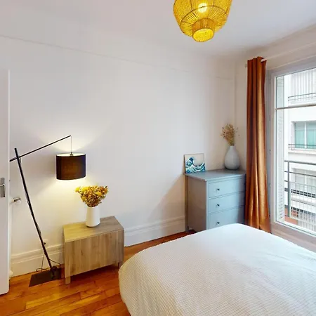 Joivy Lovely Flat Near The Majestic Eiffel Tower Paříž